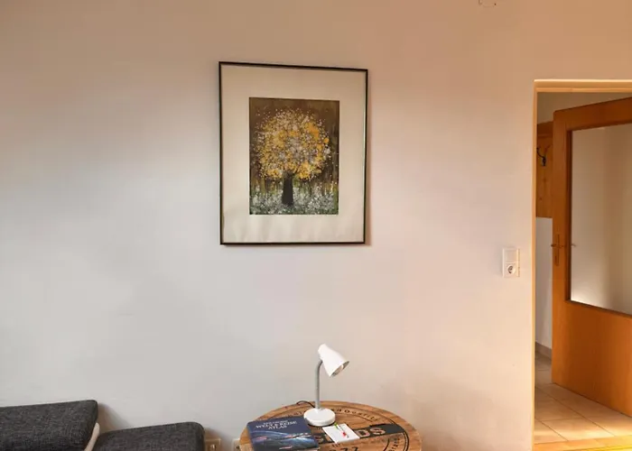 Apartmentregina, Renoviert! Lägenhet